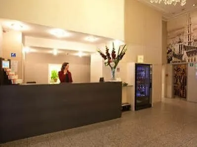 Hotel A&o 2*